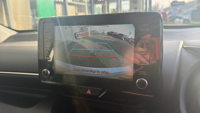 Toyota Yaris 1.5 Hybrid Design 5dr CVT Hybrid Hatchback